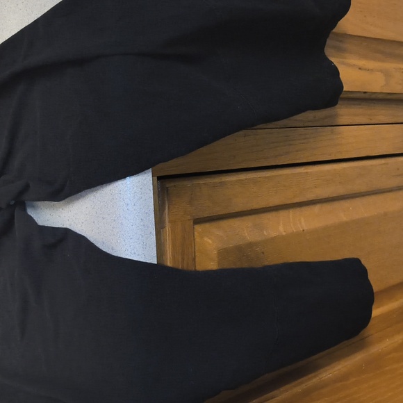 Nike Brand Black Capri Athletic Pants With White Stripes-Brand New-Size Small - Picture 6 of 6